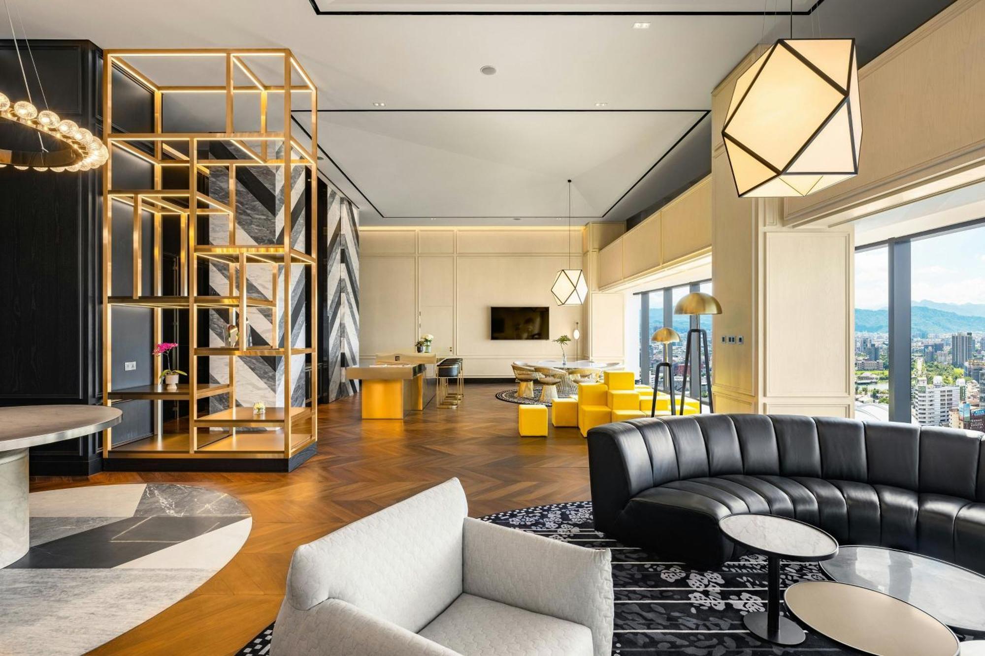 Le Meridien Taichung Exterior foto The Club at The Westin Nanjing