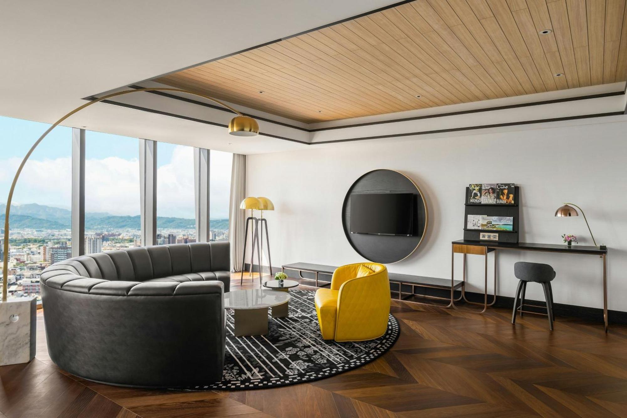 Le Meridien Taichung Exterior foto The Living Room at The Landmark