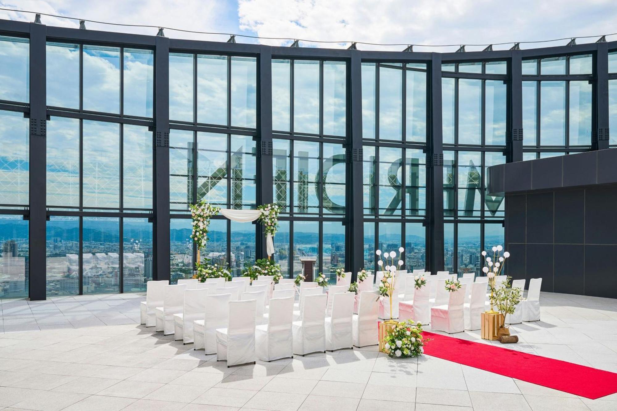 Le Meridien Taichung Exterior foto The Sky Chapel
