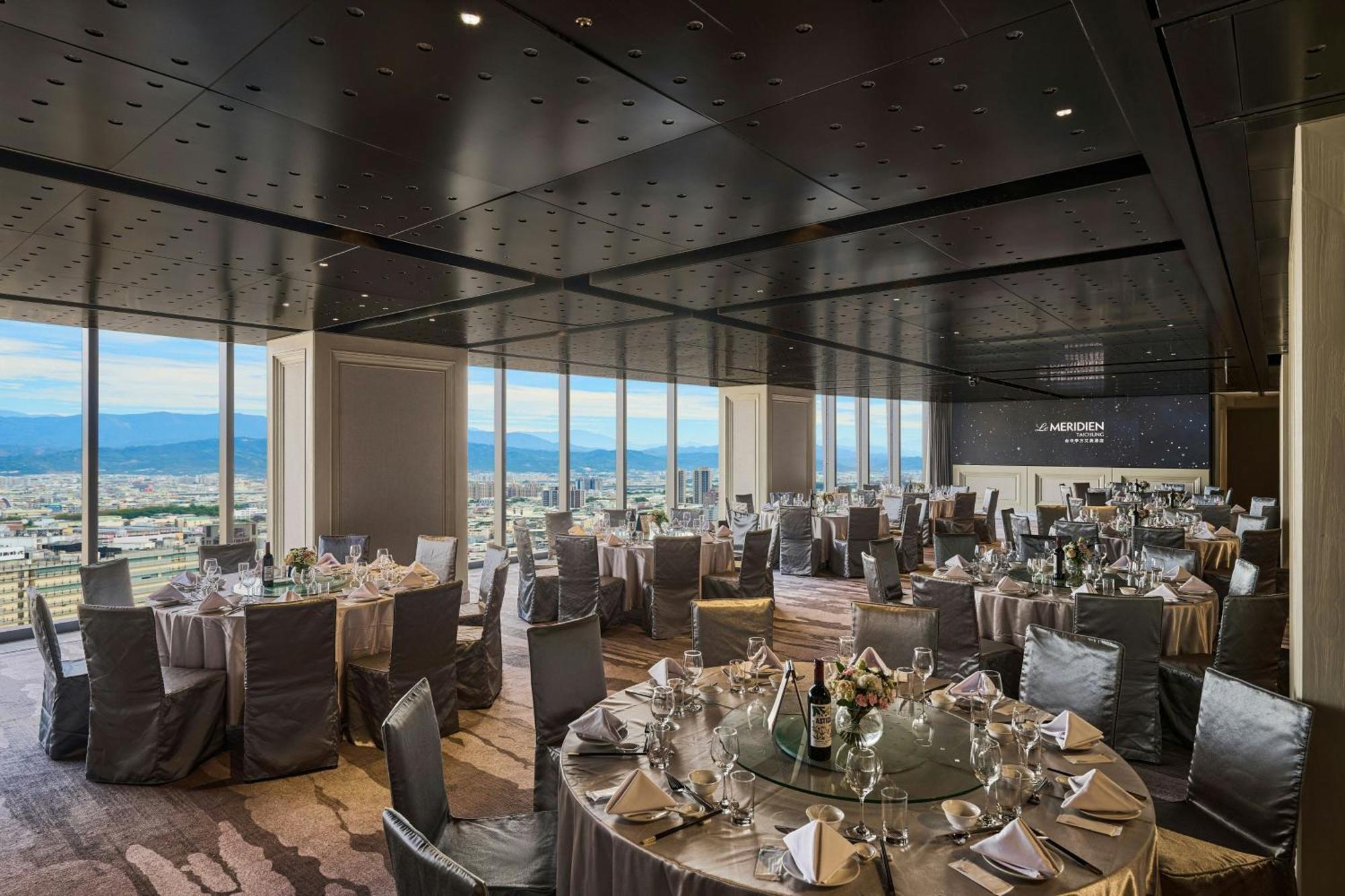 Le Meridien Taichung Exterior foto The 39th floor of the hotel